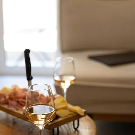 2bd Urban Nest * 塞萨洛尼基