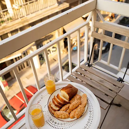 アパート 2bd Urban Nest テッサロニキ